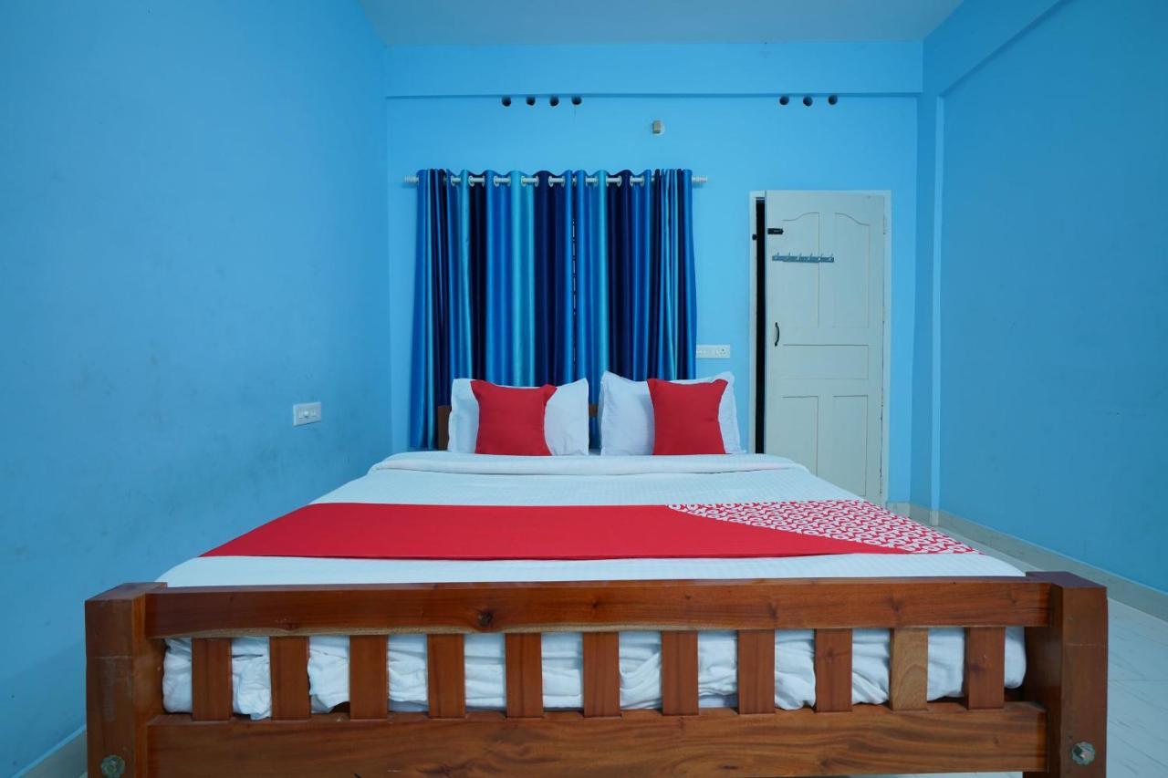Oyo Preferred 15647 River View Inn Мунар Екстериор снимка